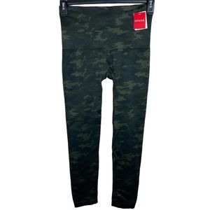 Spanx Print Seamless Leggings Green Camo Women’s Sz 1X NWT